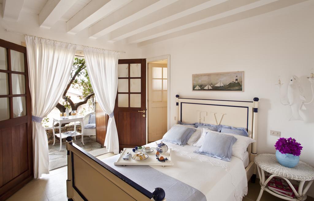 Villa Dei Tramonti Porto Rotondo Kamer foto